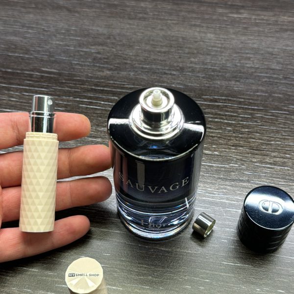 Refillable Samples 10ml (ONLY the sample )